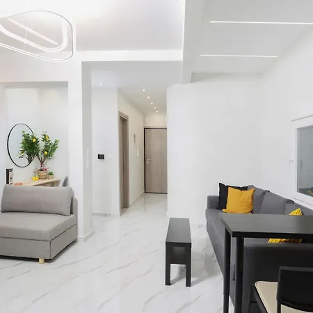 Venia 24 White Tower