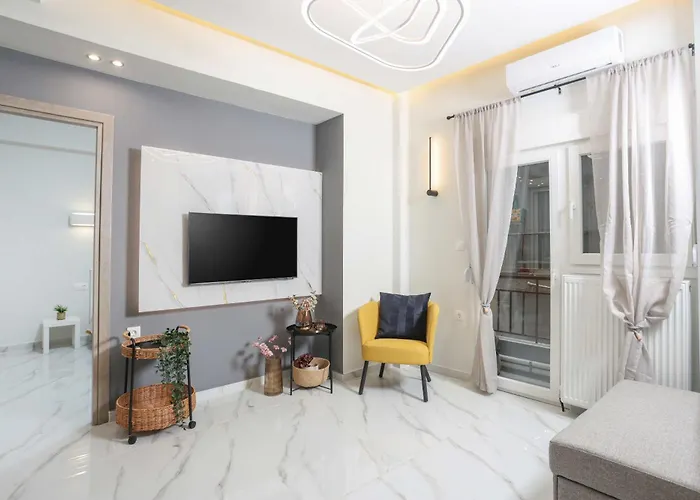 Venia 24 White Tower